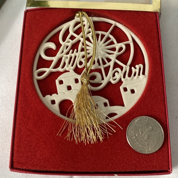 Vintage Lenox Little town Ornament✨♥️🎄 - Picture 7 of 7